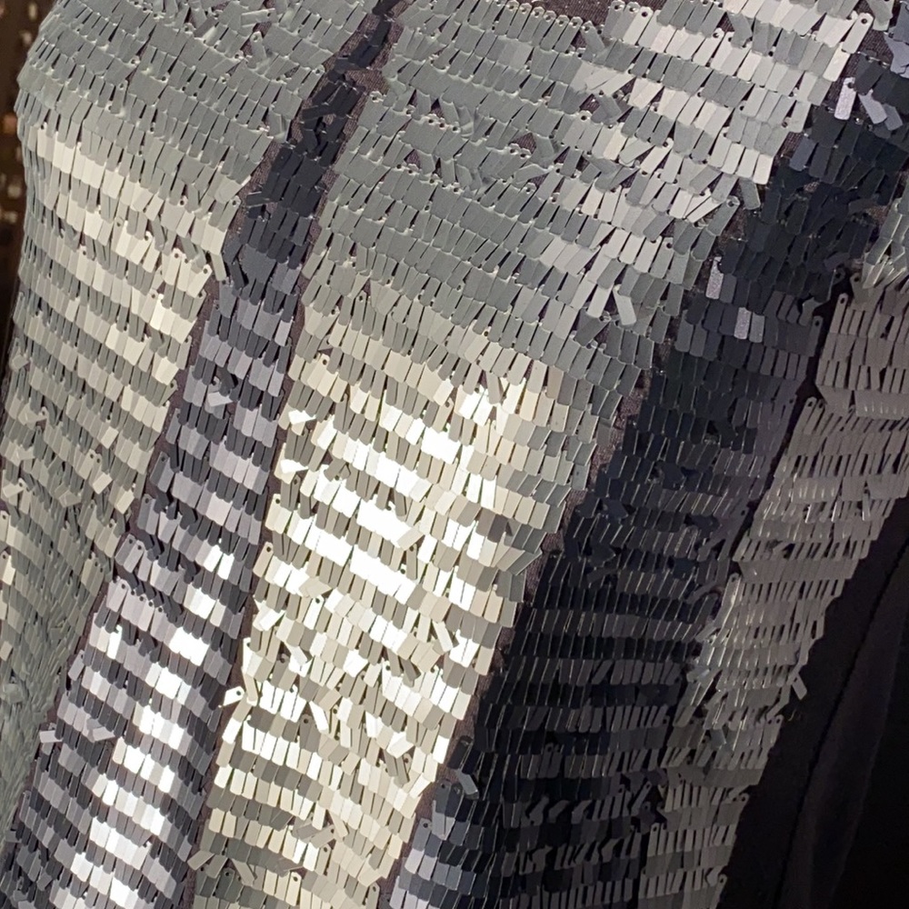 ARMANI EXCHANGE - grey tank w silver & grey sequins - S - Picture 11 of 16